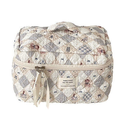 Trendy Quilted Teddy Bear Makeup Bag Portable Travel Organizer