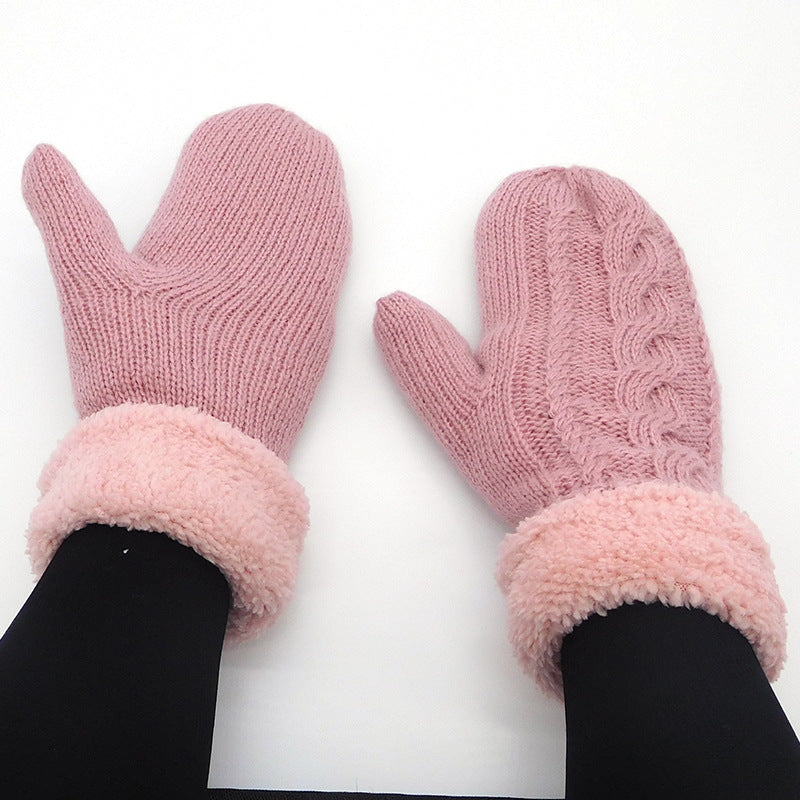 Solid Color Twist Knit Winter Padded Gloves