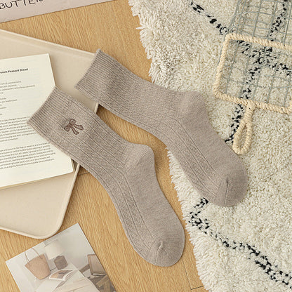 Simple Thicken Warm Bow Embroidery Crew Socks