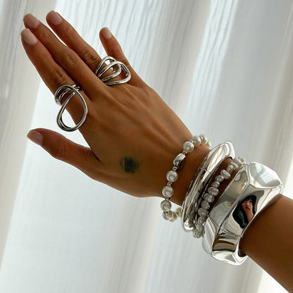 Fashionable Oval Arc Shaped Bracelet Set Premium Zinc Alloy