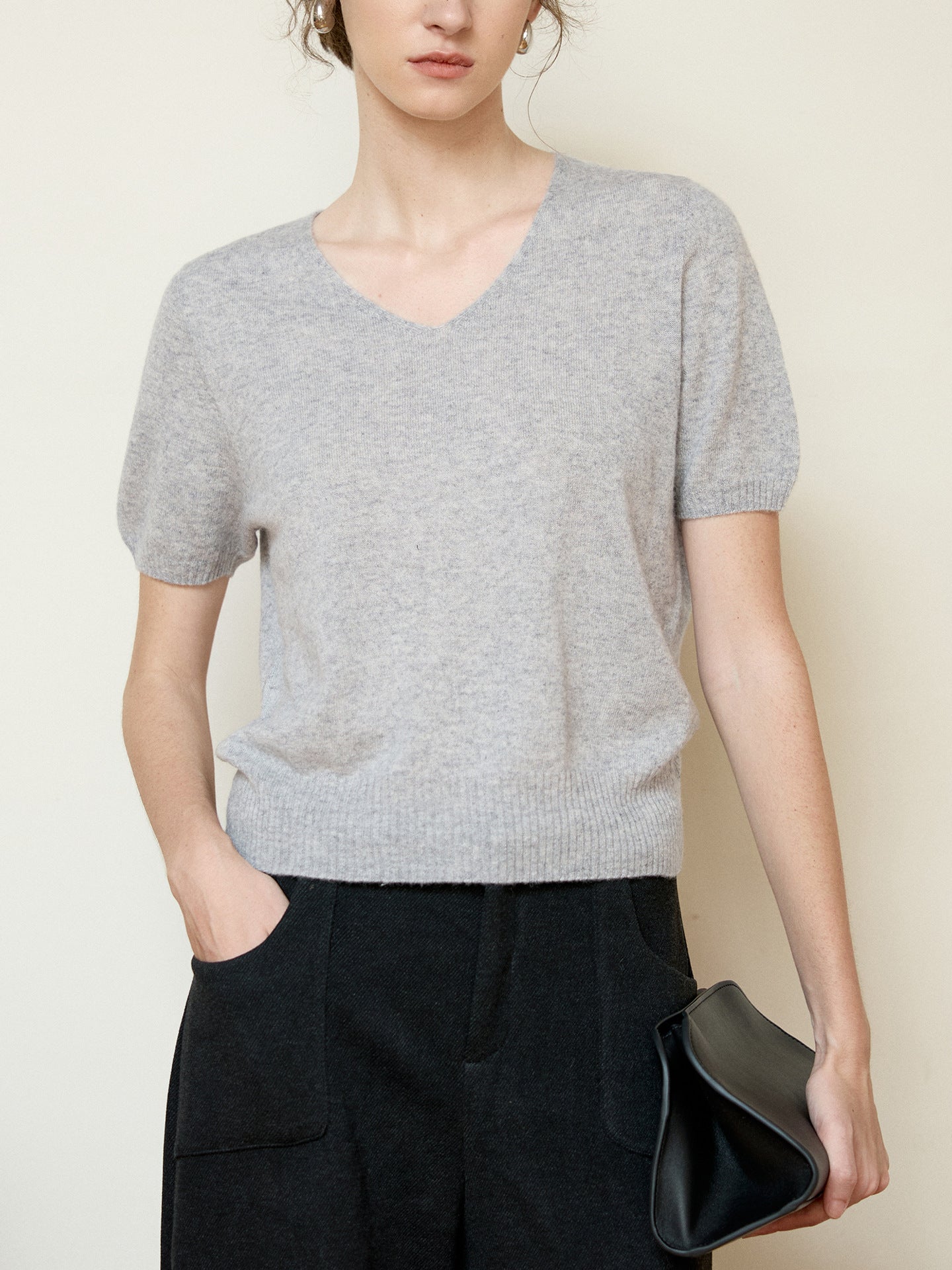 Luxury Cashmere V-Neck T-Shirt with Silk Blend