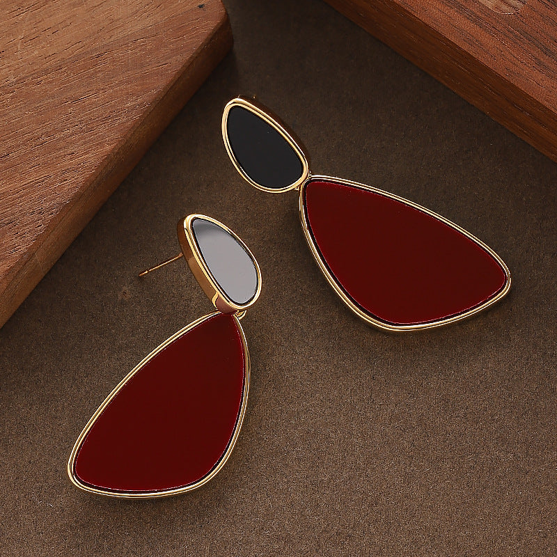 Stylish Minimalist Geometric Water Droplet Earrings In Silver
