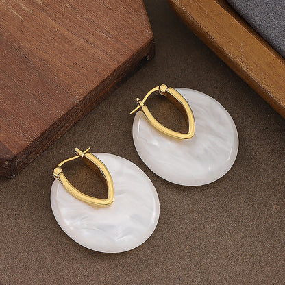 Fashionable Geometric Resin Hoop Earrings For Elegant Occasions