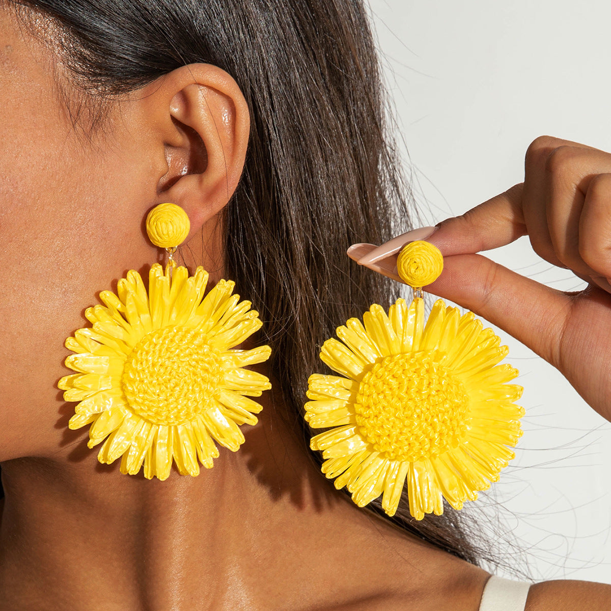 Handmade Woven Raffia Vacation Earrings Floral Design