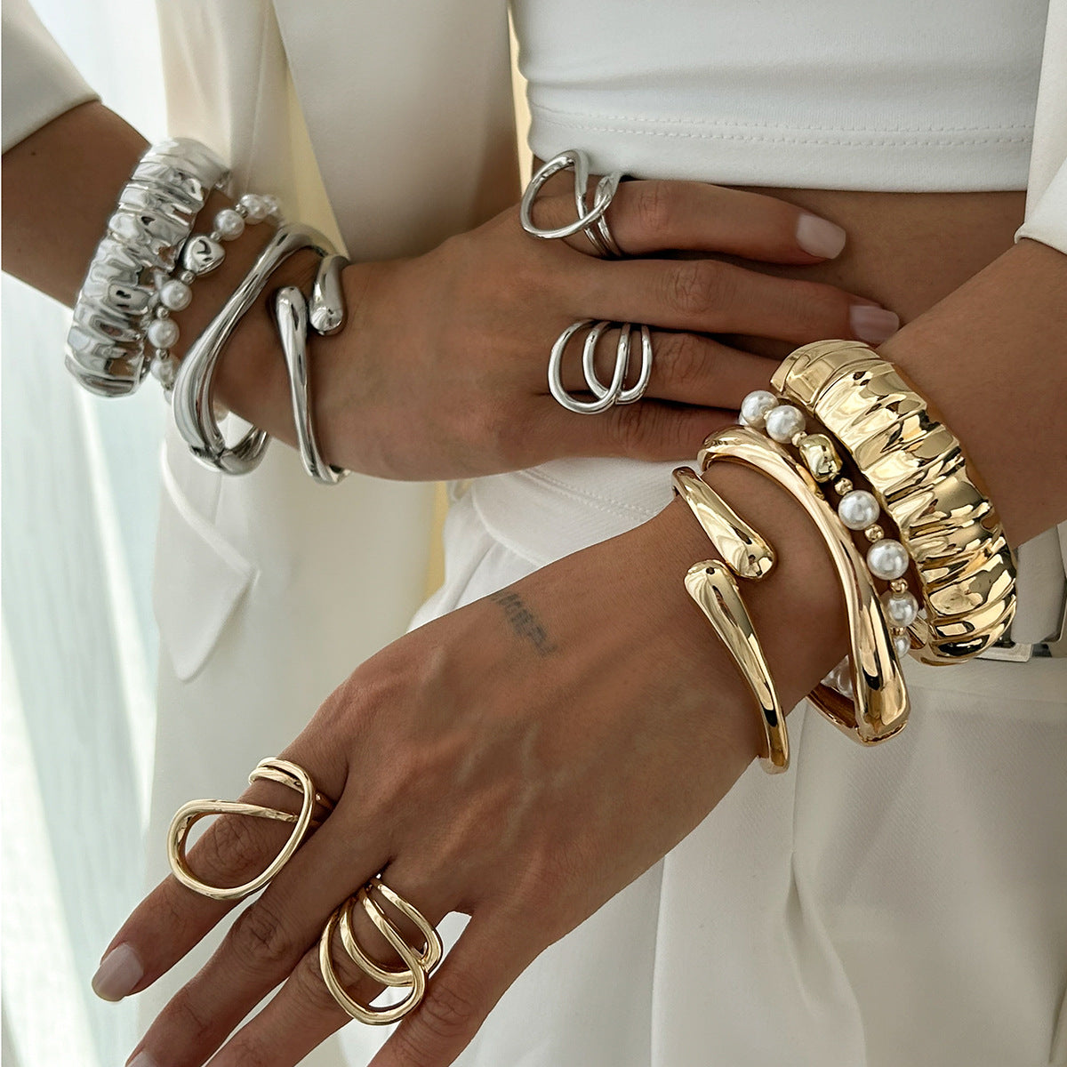 Trendy Irregular Alloy Bracelet Set with Unique Shaped Pearls