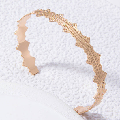 Floral Pearl Open Cuff Bracelet Stylish Fresh Design
