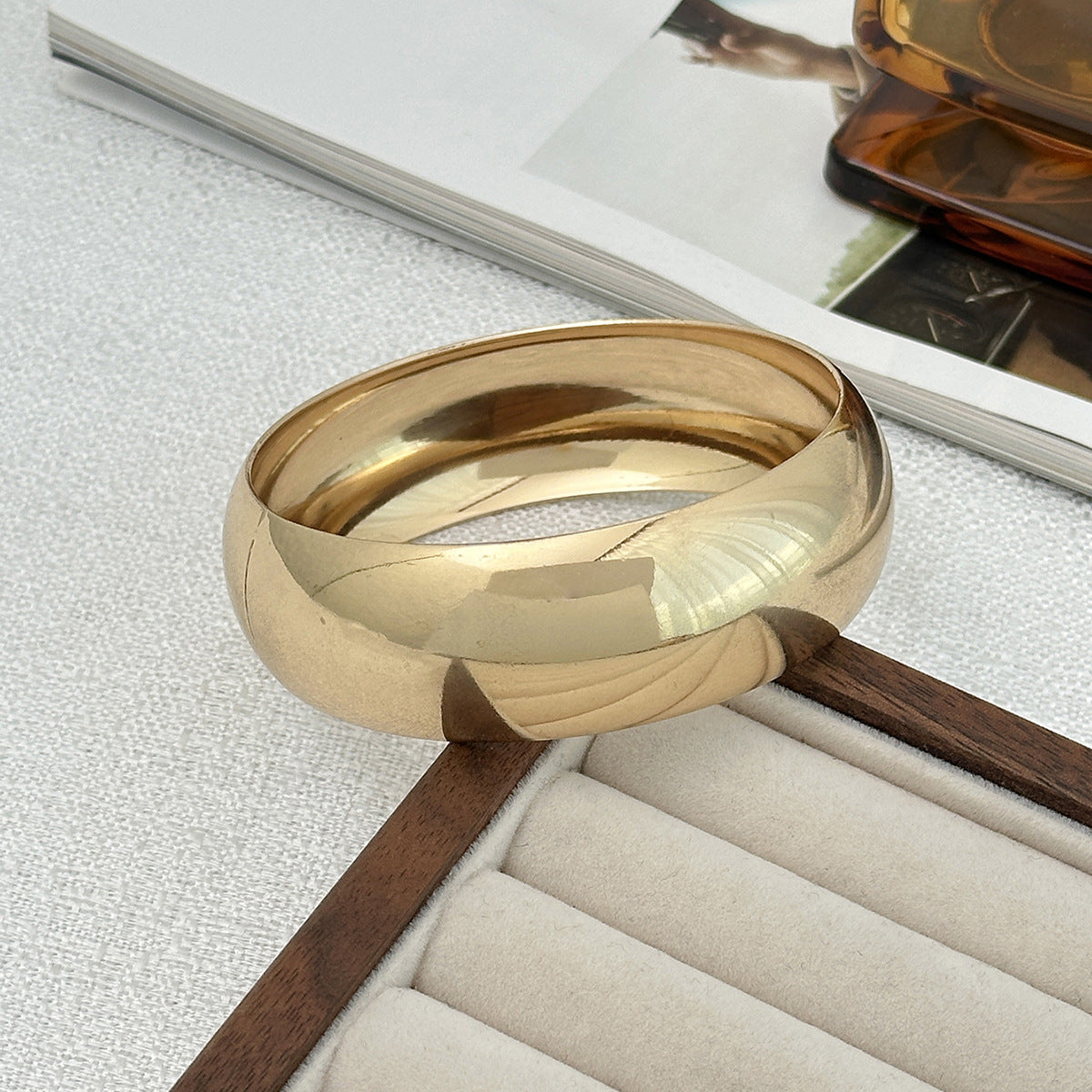 Trendy Vintage Ombre Resin Bangle Geometric Style Bracelet