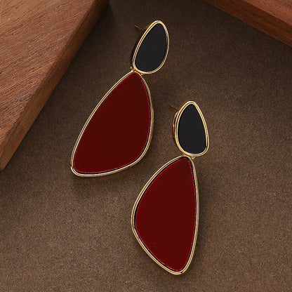 Stylish Minimalist Geometric Water Droplet Earrings In Silver