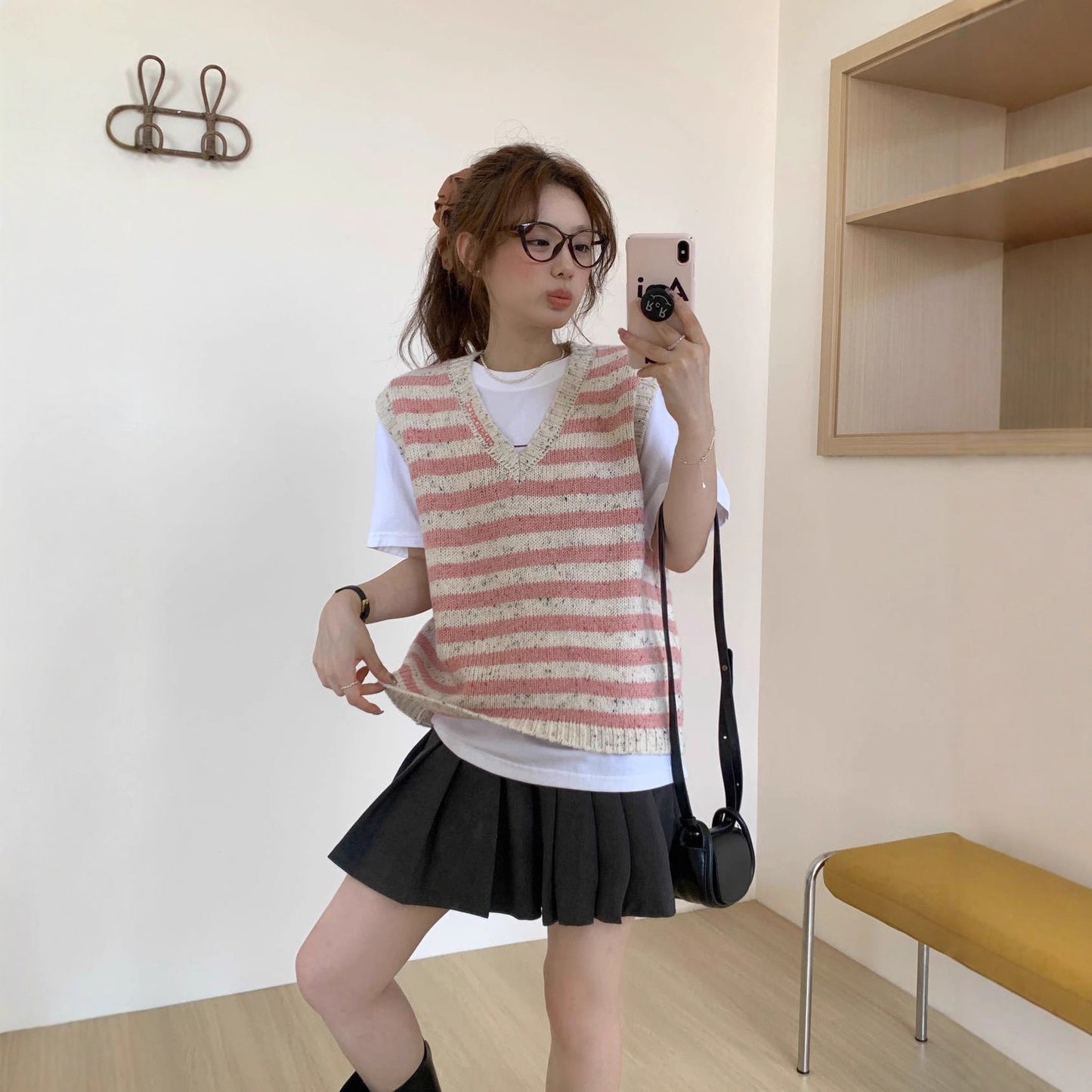 Sweet Embroidered Wool V-Neck Striped Vest