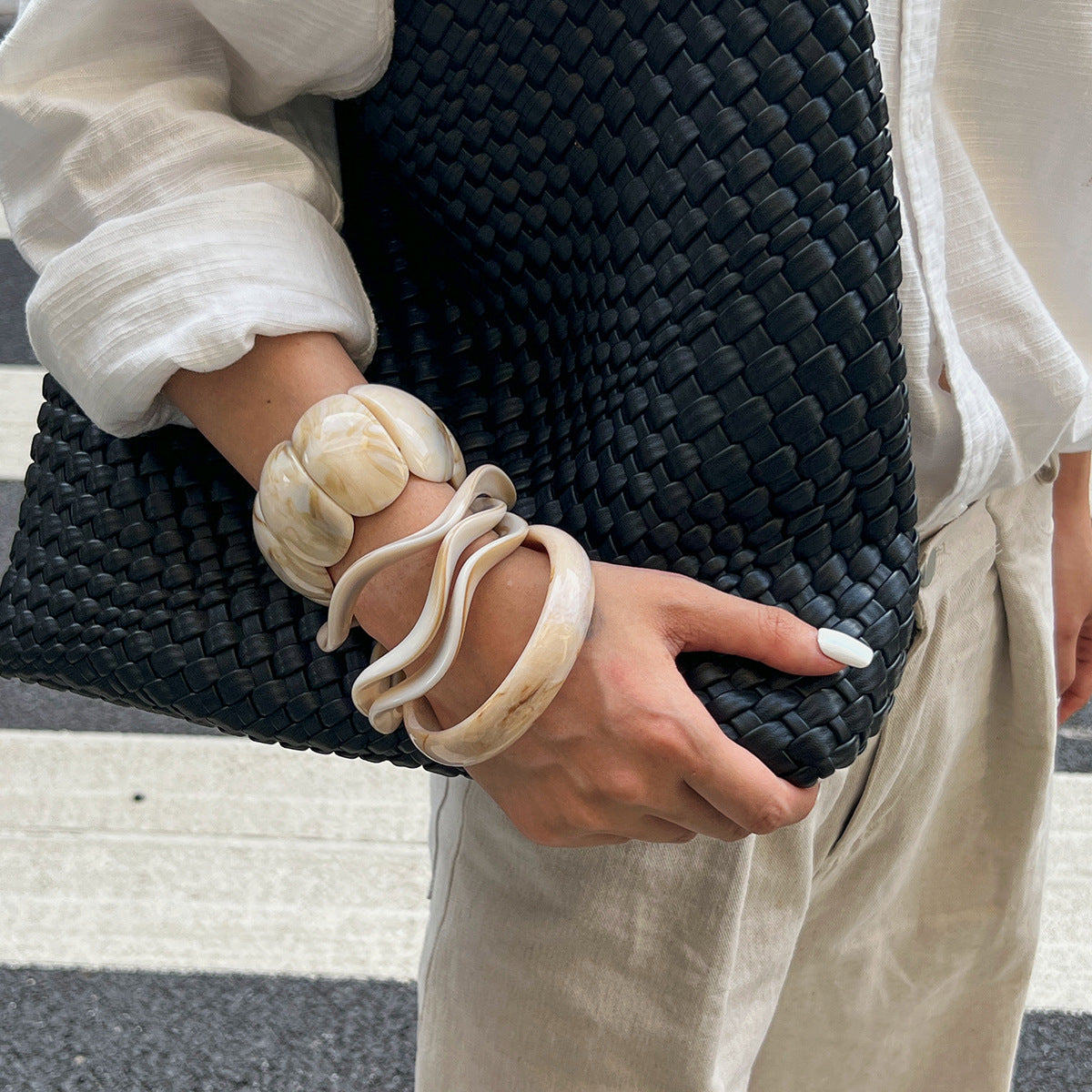 Artistic Wave-Shaped Bracelet Unique Design Elastic Bangle