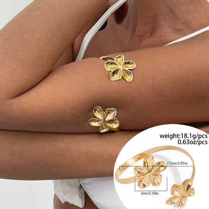 Ocean-Inspired Starfish Open Cuff Bracelet With Floral Design And Faux Pearls