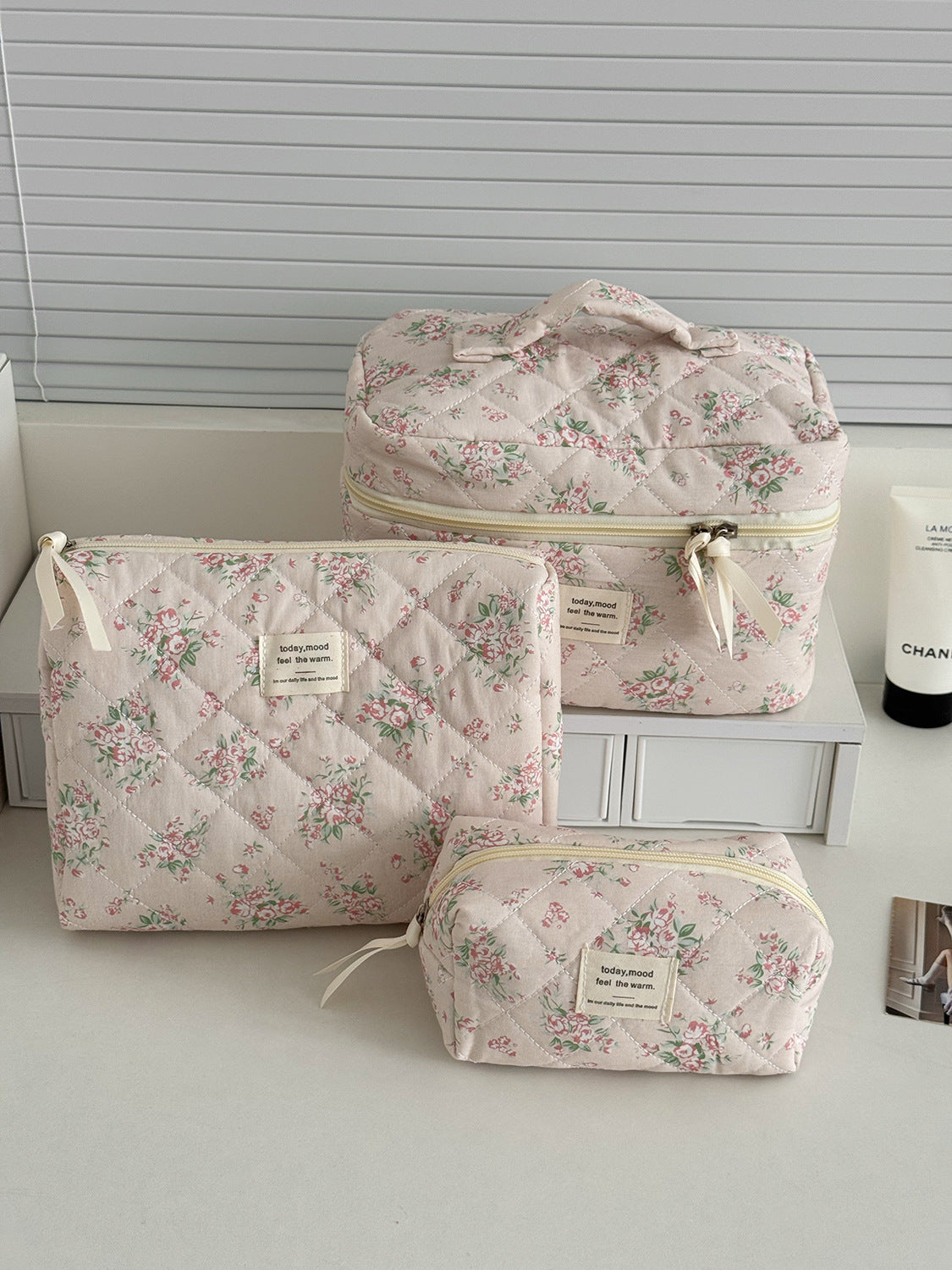 Pink Floral Quilted Makeup Travel Bag Stylish Large Capacity