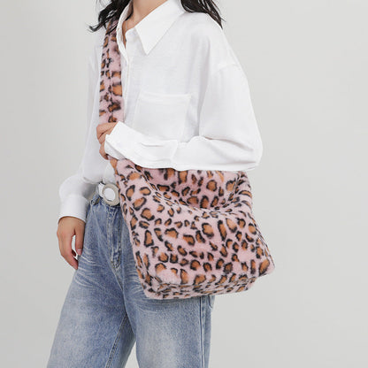 Retro Leopard Print Plush Shoulder Bag Large Capacity Crossbody Bag