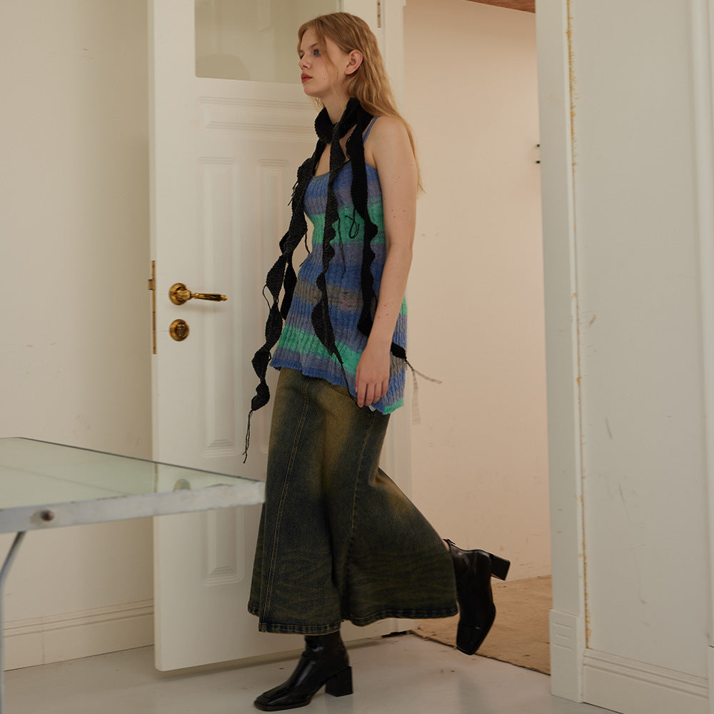 Spiral Knit Handmade Scarf with Ruffled Edge Dual-Color Design