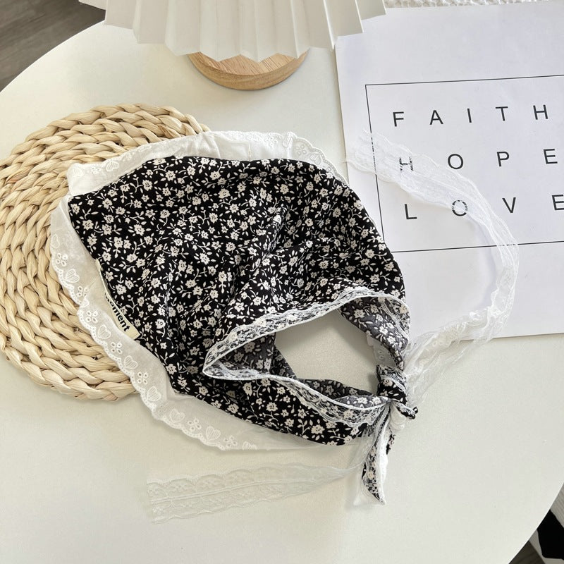 Haila - Farmhouse Romantic Floral Headscarf