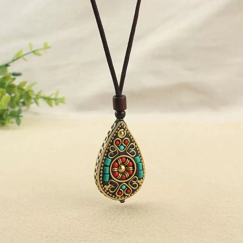 Popular Retro Ethnic Style Sweater Chain Women'S Nepalese Pendant Style Long Versatile Simple Literary Accessories