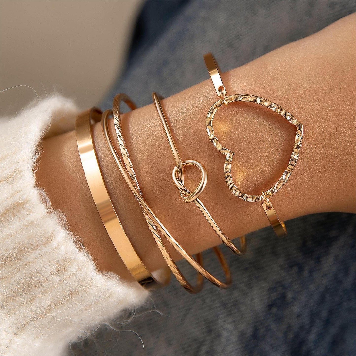 Vintage Geometric Twist Alloy Bracelet For Women