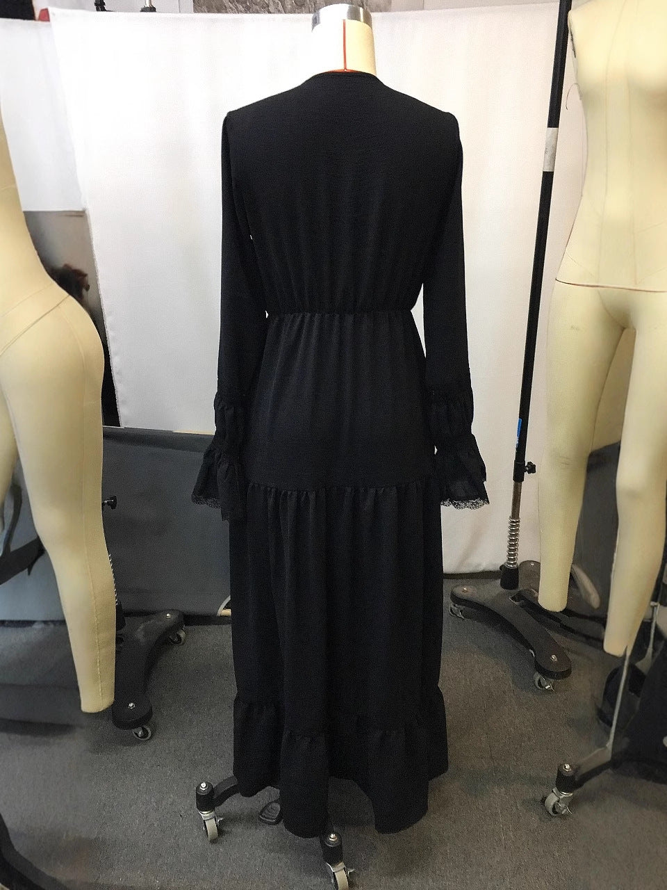Solid Color V-Neck Long Sleeve Maxi Dress