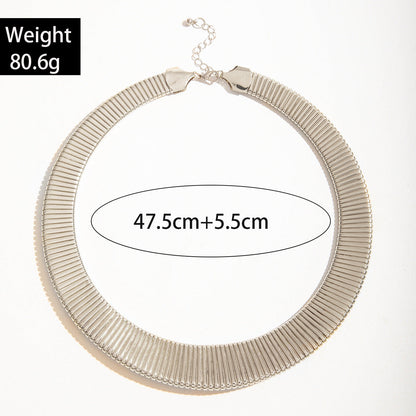 Trendy Geometric Metal Choker Necklace