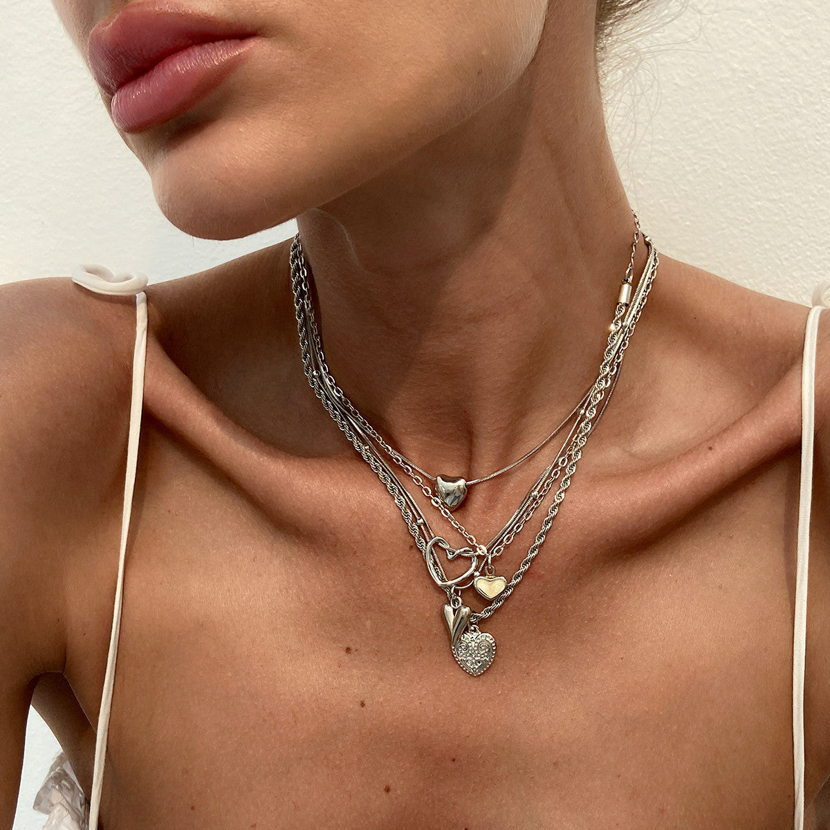 Trendy Ins Metal Ribbon Bow Necklace With Pearl Heart Pendant