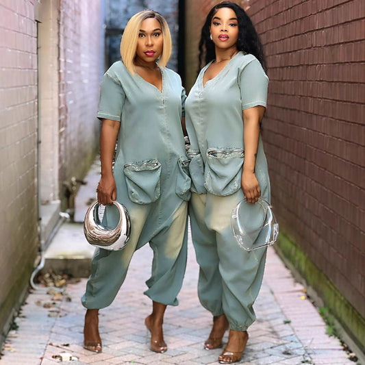 Trendy Women'S Loose Fit Denim Jumpsuit With Pockets