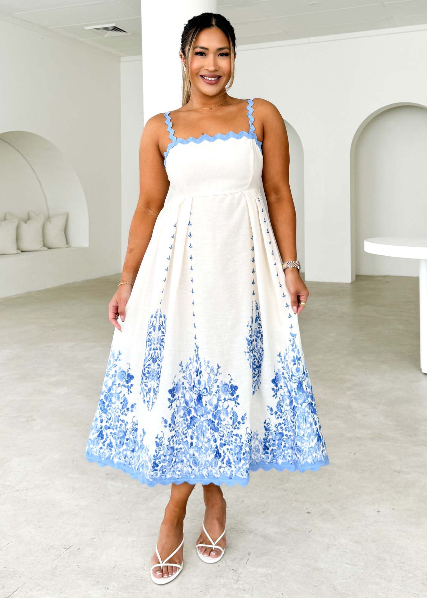 Back Bow Sleeveless Print Spaghetti Dress