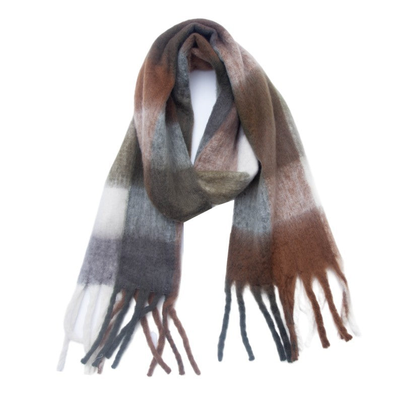 Contrast Color Plaid Tassel Scarves