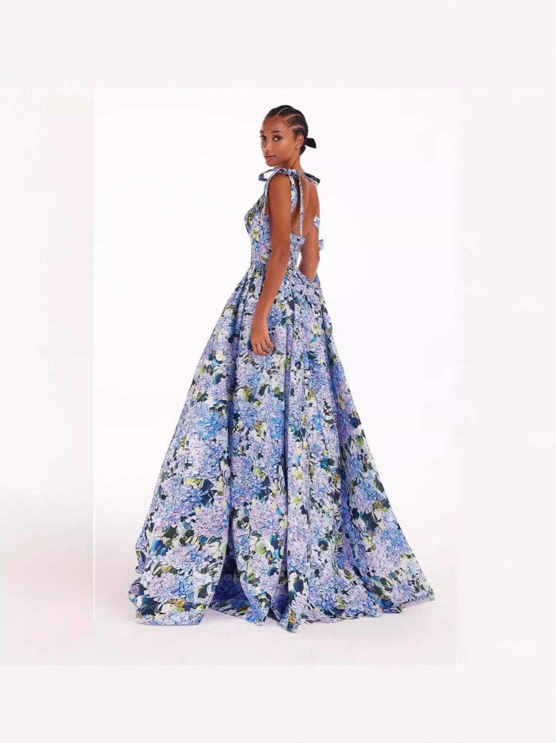 Elegant 3D Floral Maxi Dress With U-Neckline For Business Casual