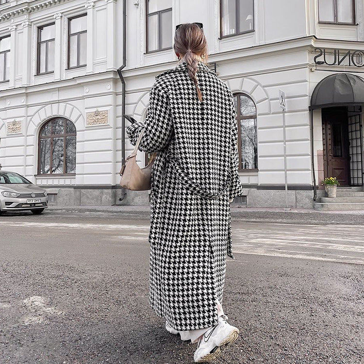 Checkered Long Trench Coat Stylish High-End Outerwear