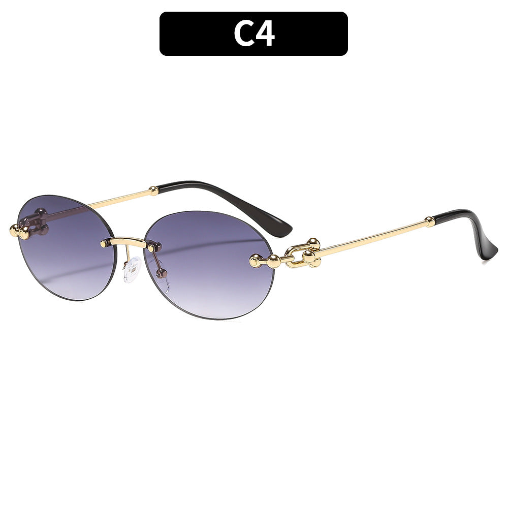 Stylish Oval Frame UV400 Sunglasses for Outdoor Activities