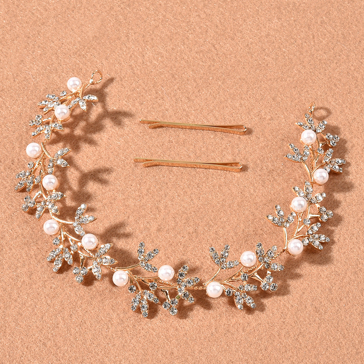 Alloy Leaf Pearl Bridal Hair Accessories with Rhinestones