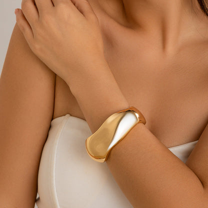 Trendy Geometric Metal Water Drop Bracelet