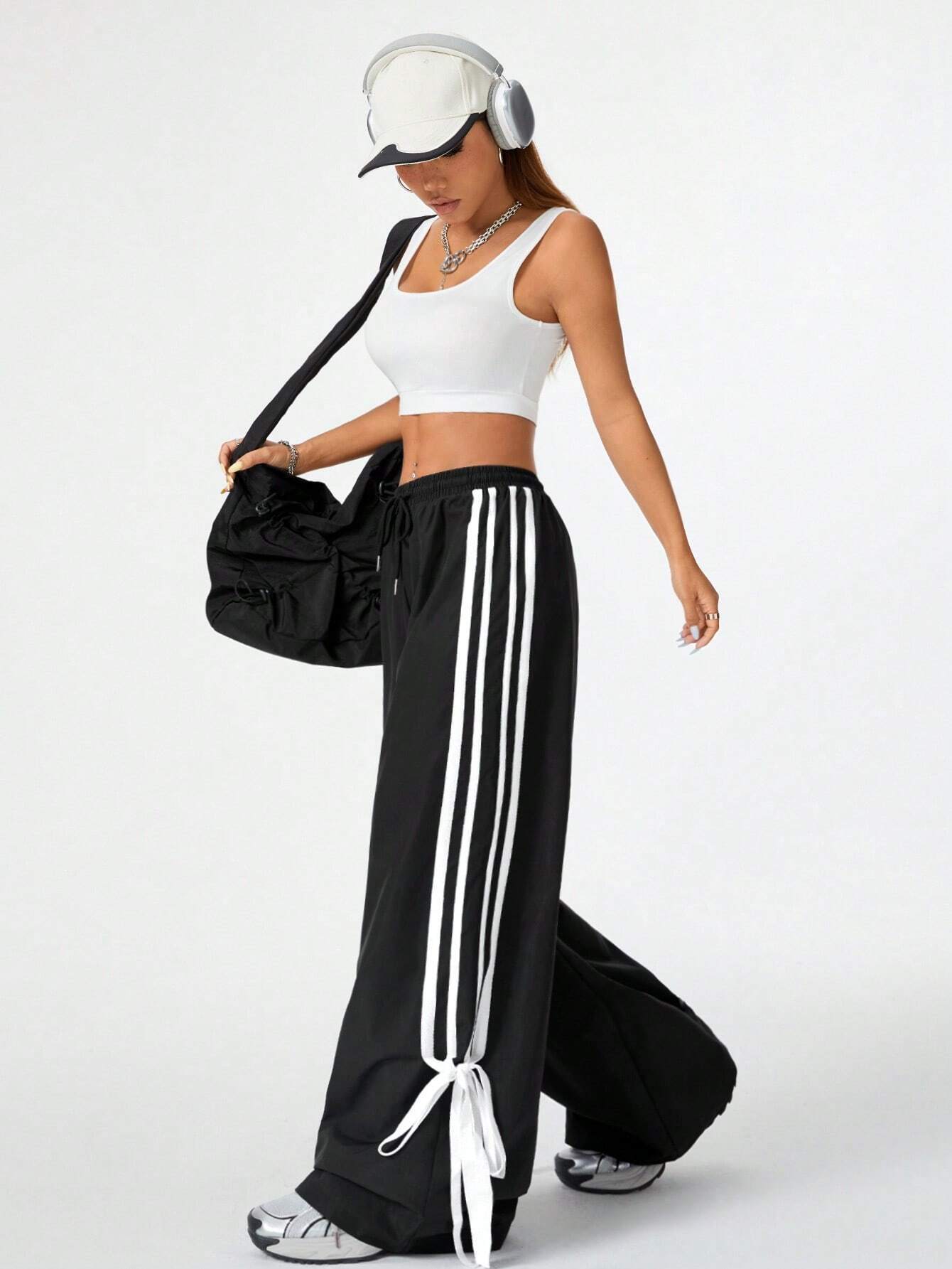 Striped Bow Tie Loose Straight Leg