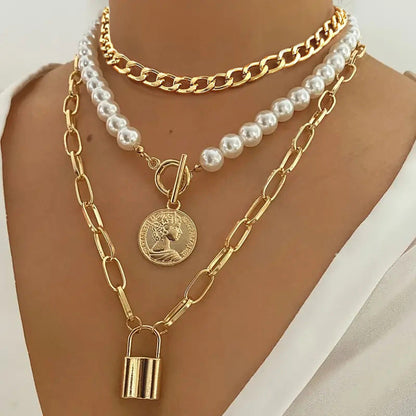 Baroque Style Irregular Pearl Necklace Creative Geometric Chain