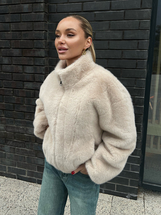 Women's Stand Collar Plush Jacket with Zipper Casual Outerwear