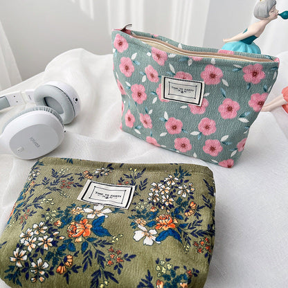 Vintage Floral Velvet Makeup Bag Portable Travel Pouch