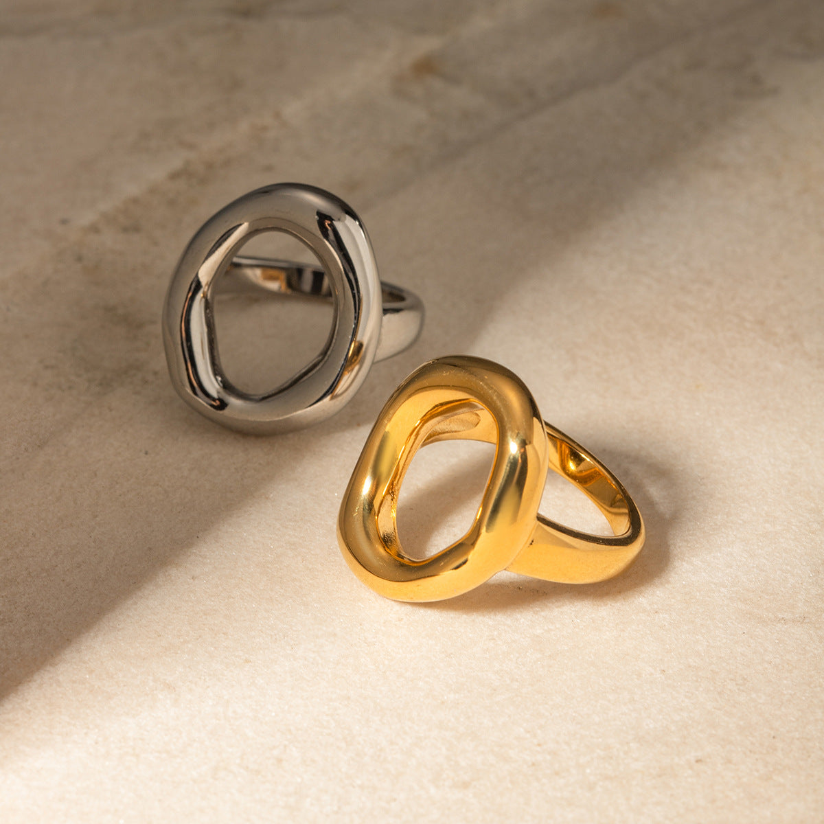 Hellow Out SIimple Geometric Ring