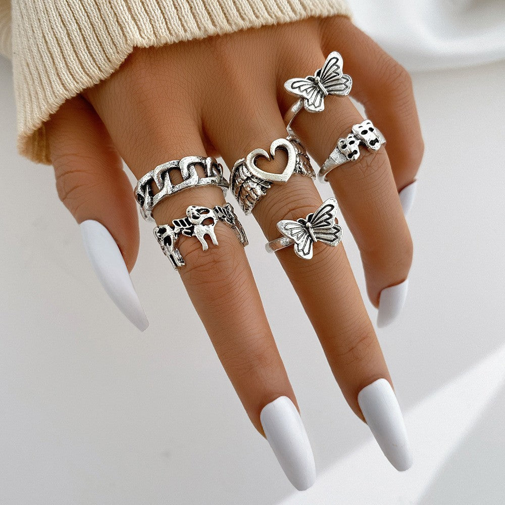 9-Piece Set Of Vintage Crying Face Rings, Playing Card Rings, Hollowed Out Love Rings, Daisy Rings, Alloy Chain Rings