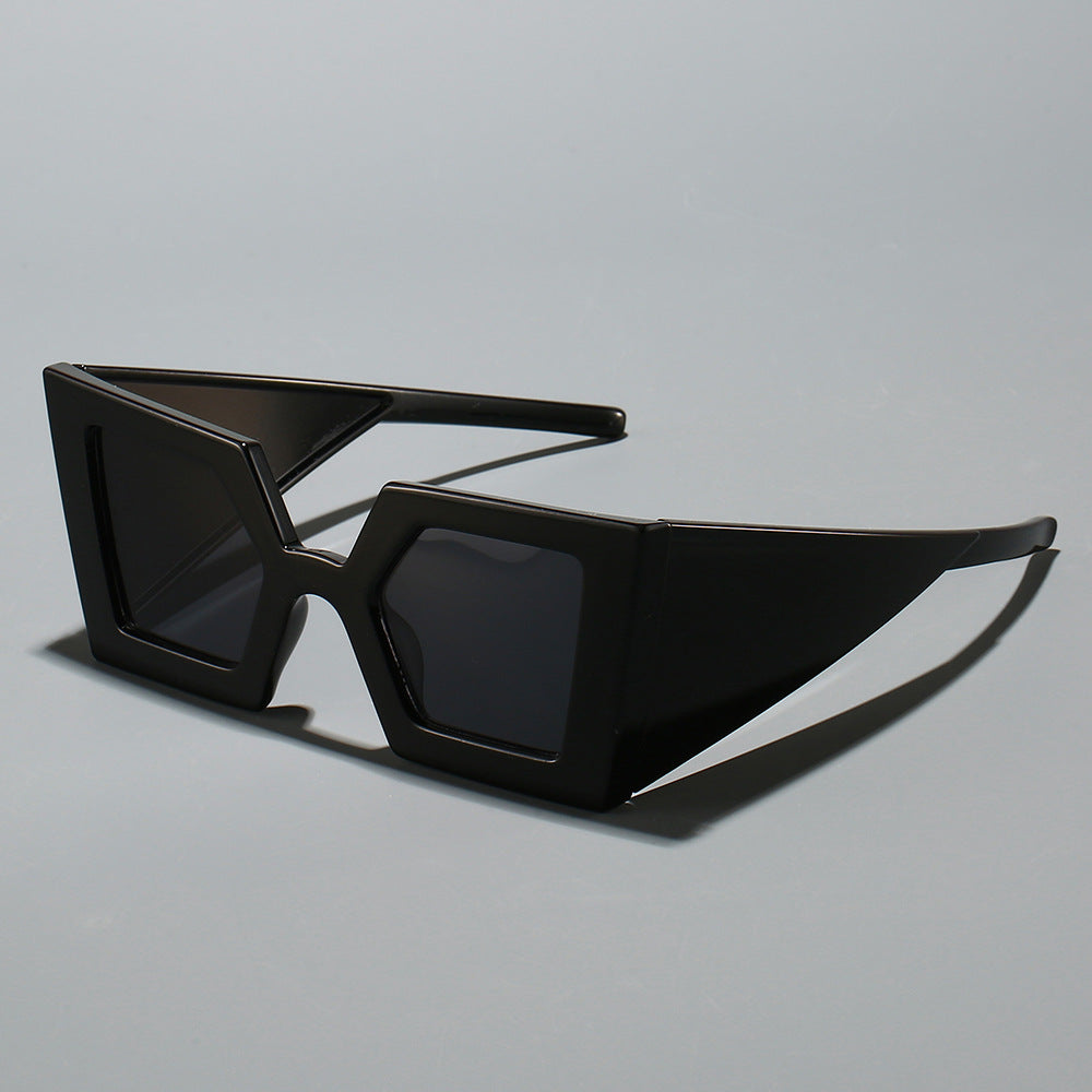 Trendy Fashion Oversized Sunglasses for Outdoor Activities