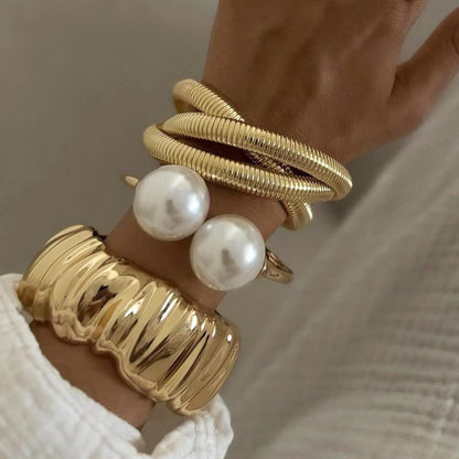 Irregular Wrinkle Alloy Bracelet with Pearl Drops - Trendy Ins Style