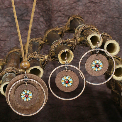 Vintage Floral Alloy Wood Pendant Necklace Set
