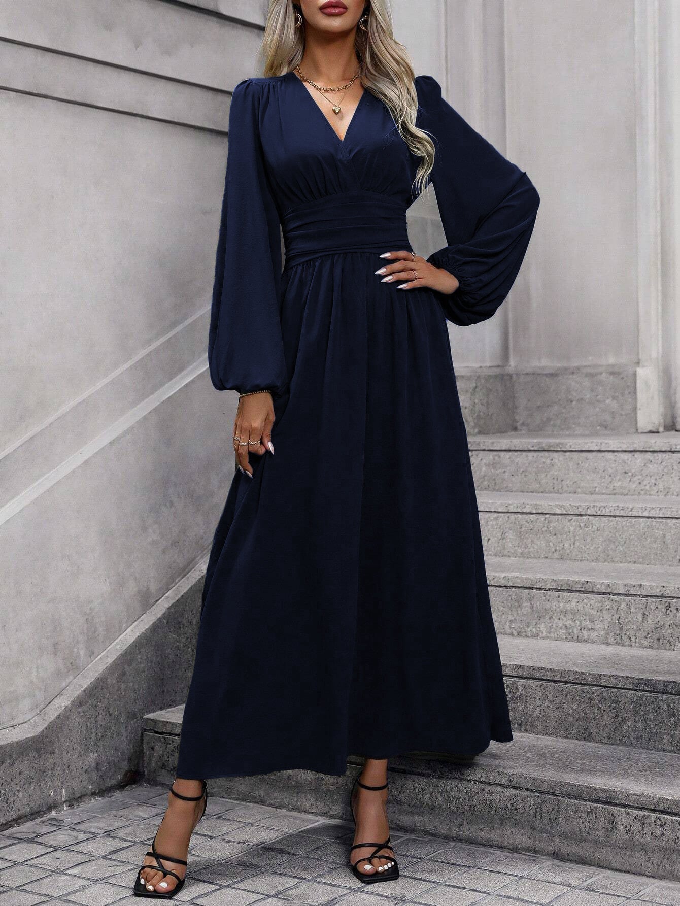 Autumn And Winter New Women'S Lantern Sleeves With High Split Ends Dress