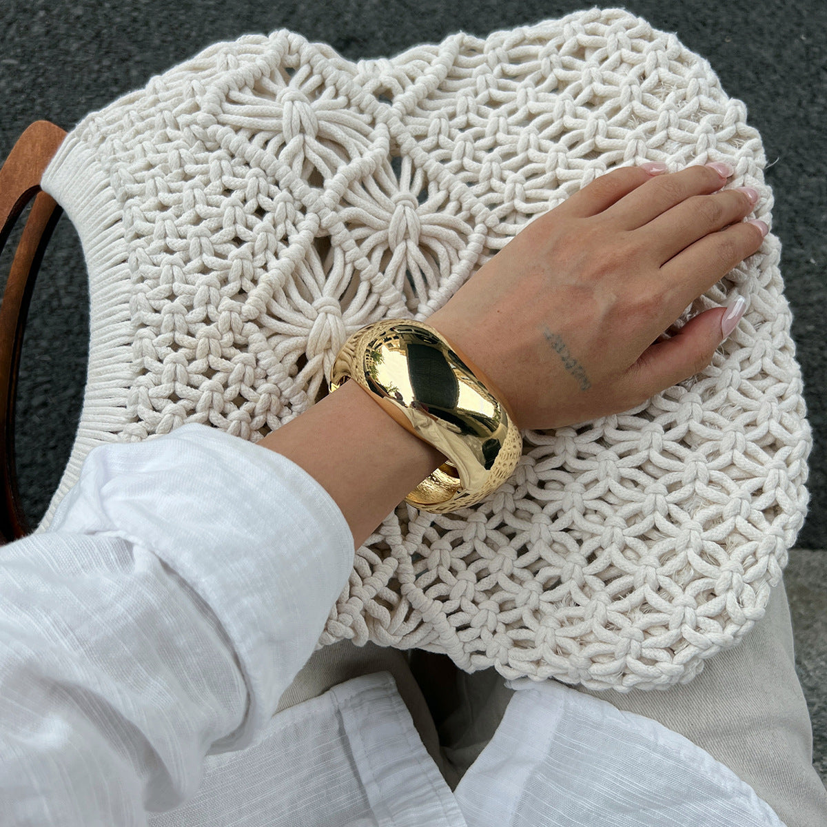 Trendy Geometric Resin Bracelet Elegant Alloy Bangle