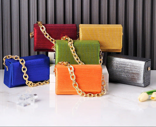 Chic Chain Shoulder Bag Stylish Small Tote
