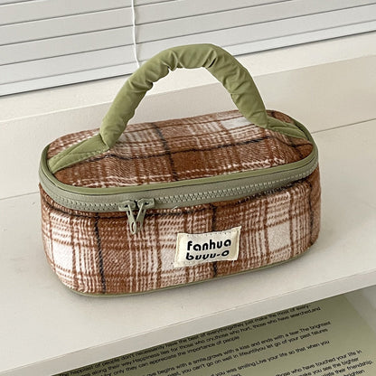 Trendy Large Capacity Travel Portable Makeup Bag