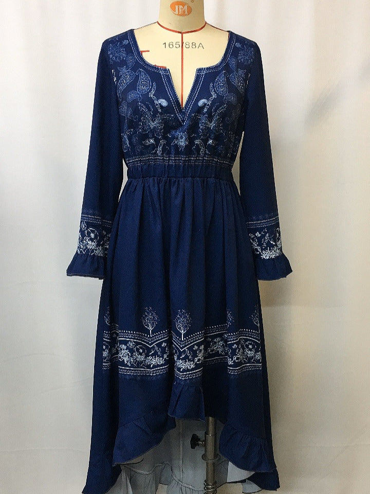 Floral Print Vintage Maxi Dress with V-Neck and Regular Sleeves