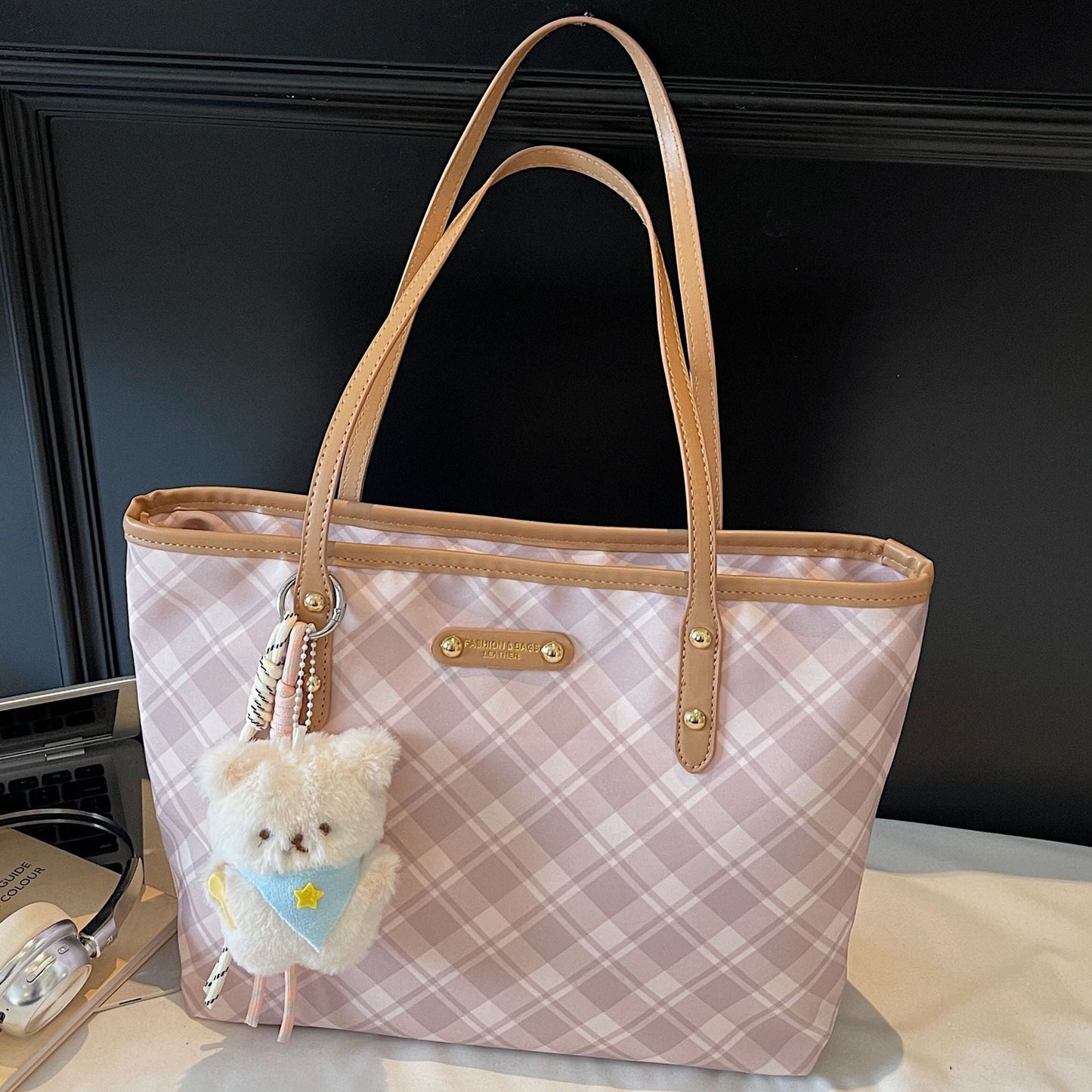 Retro Stylish Tote Bag for Women Large Capacity