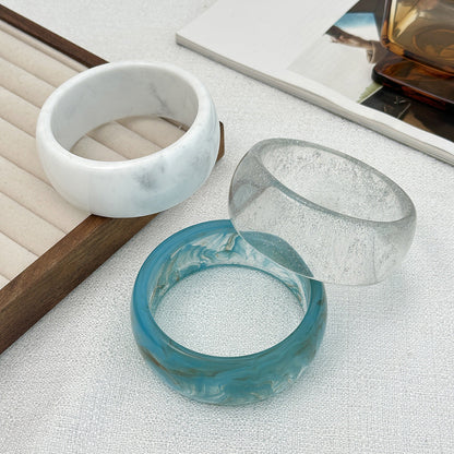 Bold Dyed Blue Acrylic Chunky Bracelet Stylish Round Sequin Bangle