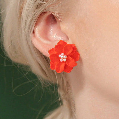 Chic Floral Pearl Earrings Stylish Alloy Flower Studs