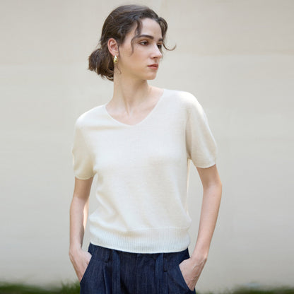 Luxury Cashmere V-Neck T-Shirt with Silk Blend